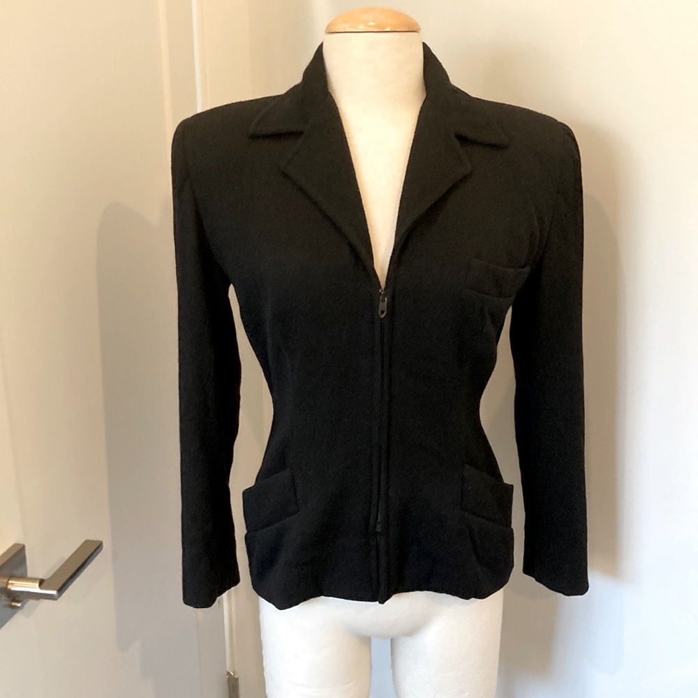 Vintage Donna Karan Size 4 Black Wool Jacket ❤️
